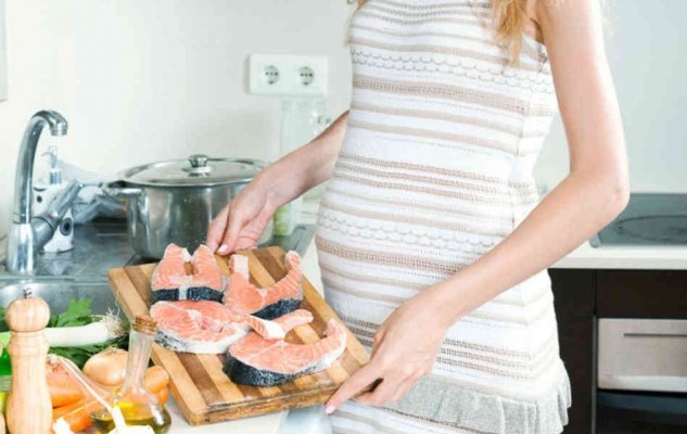 منافع و مضرات مصرف ماهی در دوران بارداری