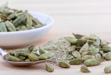 آشنایی با فواید و قیمت خرید و فروش اسانس هل در بازار