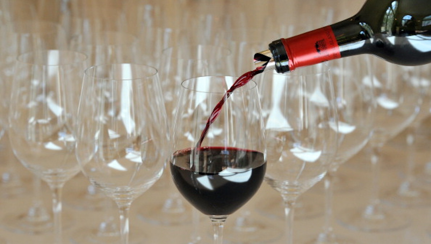 فواید و مضرات شراب برای سلامتی چیست؟