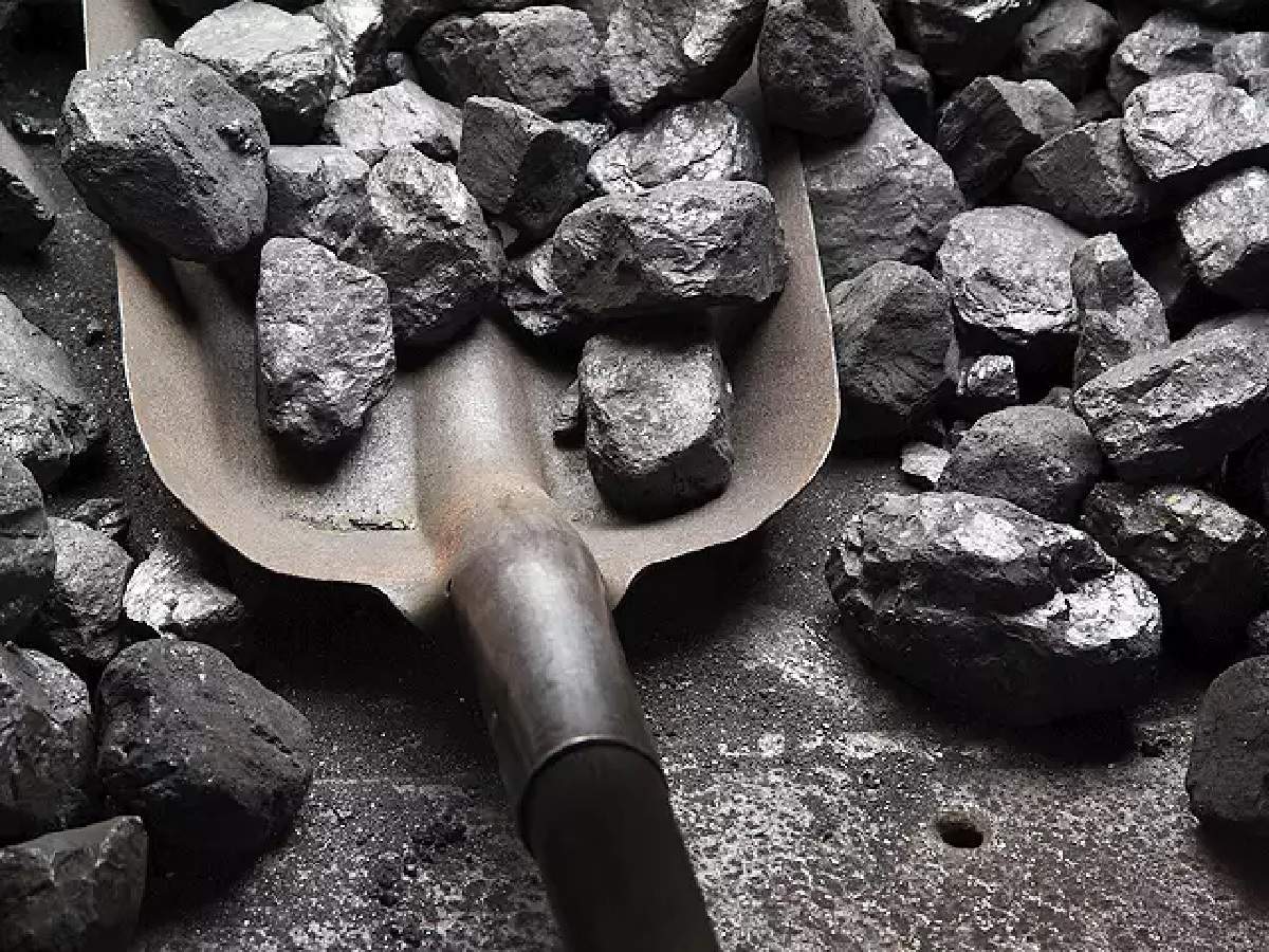 زغال سنگ چیست و چه کاربردهایی در صنایع دارد؟