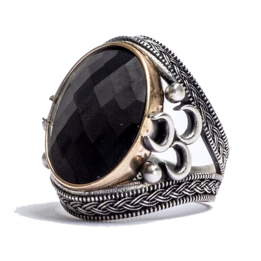 سنگ اونیکس چیست و از قدرت محافظ آن چه می دانید؟