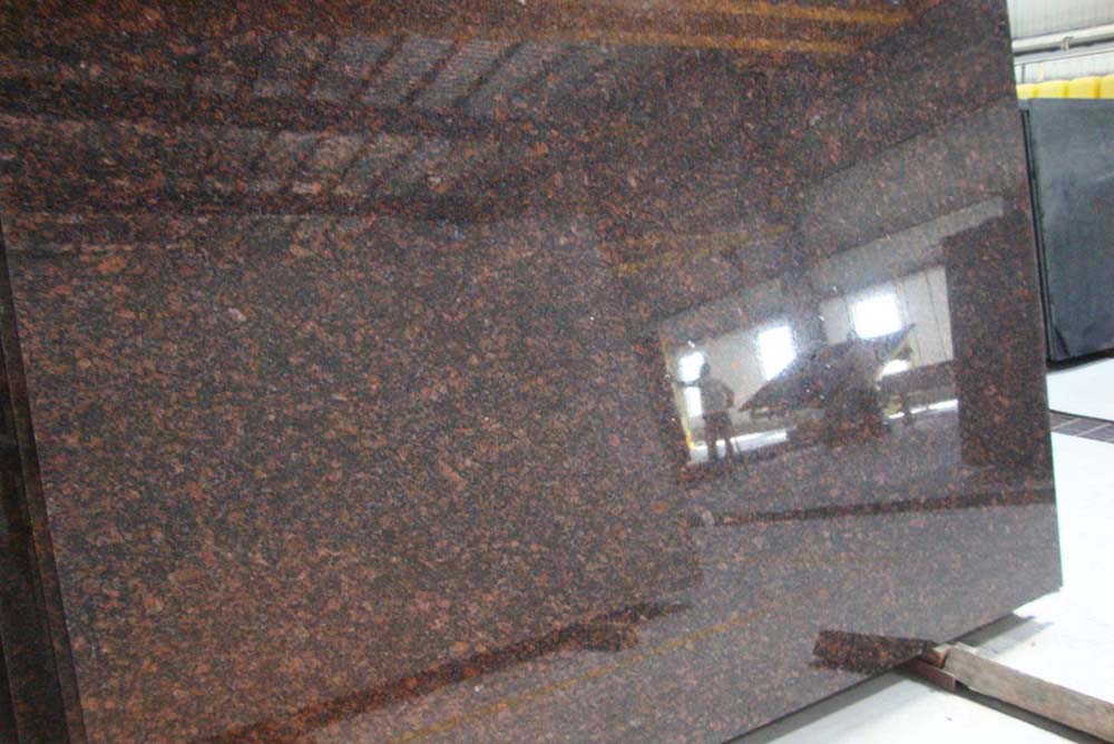 سنگ گرانیت چیست و از کابردهای فراوان آن چه می دانید؟