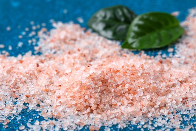 نمک هیمالیا چیست و از خواص شگفت انگیز آن چه می دانید؟