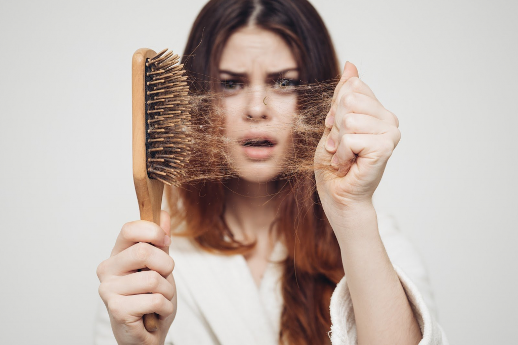 کپسول هیر اکتیواتور سان لایف چه کاربردی در ریزش مو دارد؟