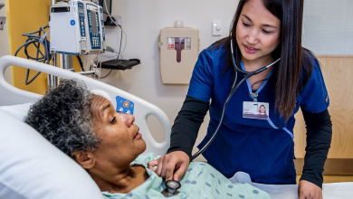 رشته دانشگاهی پرستاری چیست ؟ معرفی و آینده شغلی و درآمد آن