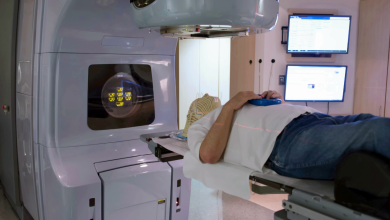 پرتودرمانی چیست و چگونه به درمان سرطان کمک می کند؟