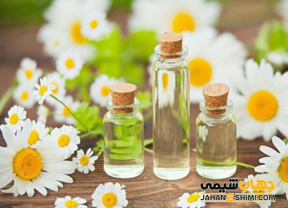 آشنایی با مزایای عالی عرقیات گیاهی درمان جوش صورت