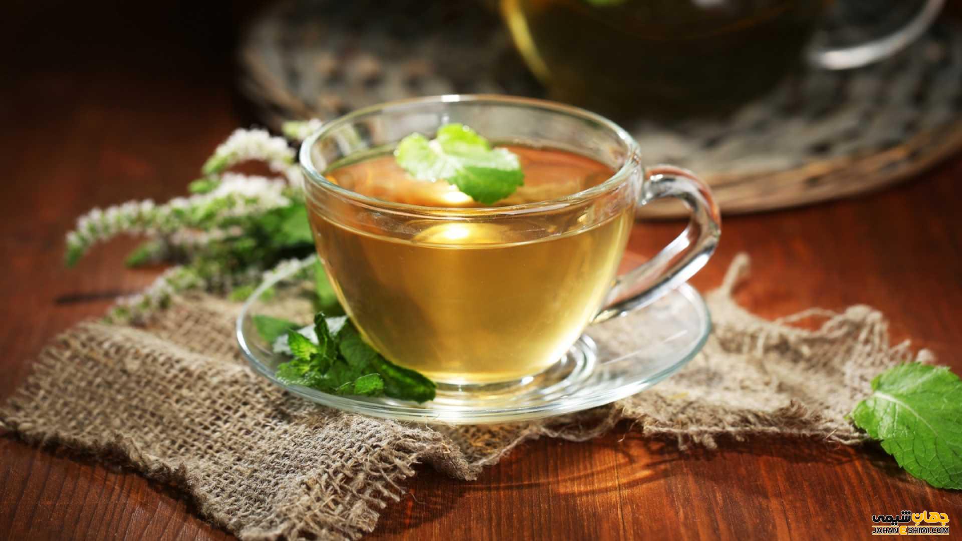 فواید مصرف عرقیات گیاهی تقویت چشم و بینایی