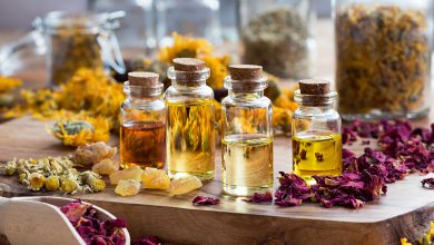 فواید و کاربردهای عرق گیاهی قاصدک برای سلامتی