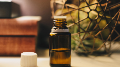 خواص روغن مگس چیست ؟ فواید و کاربرد و قیمت خرید و فروش
