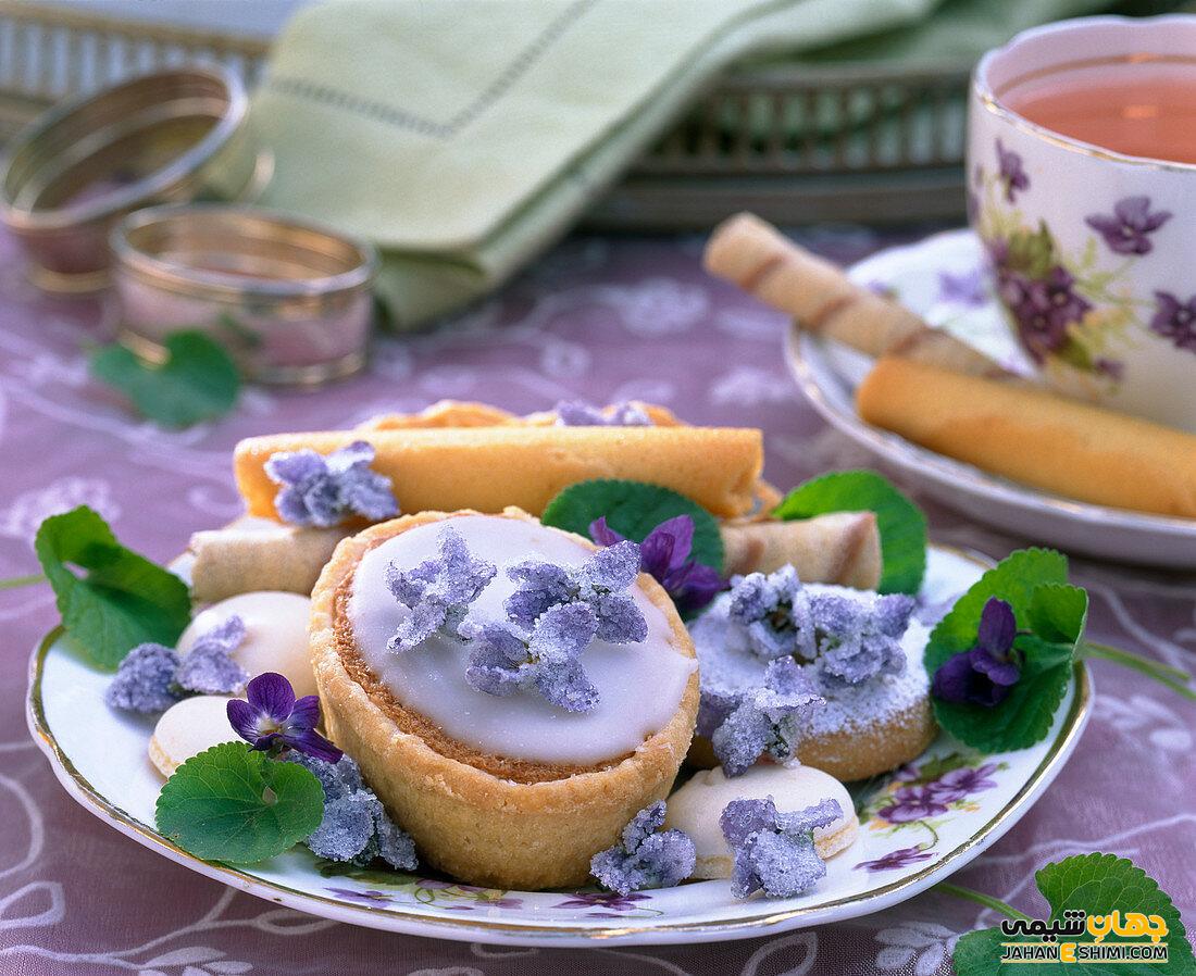 فواید و خواص دمنوش گیاهی گل بنفشه چیست و طرز تهیه آن