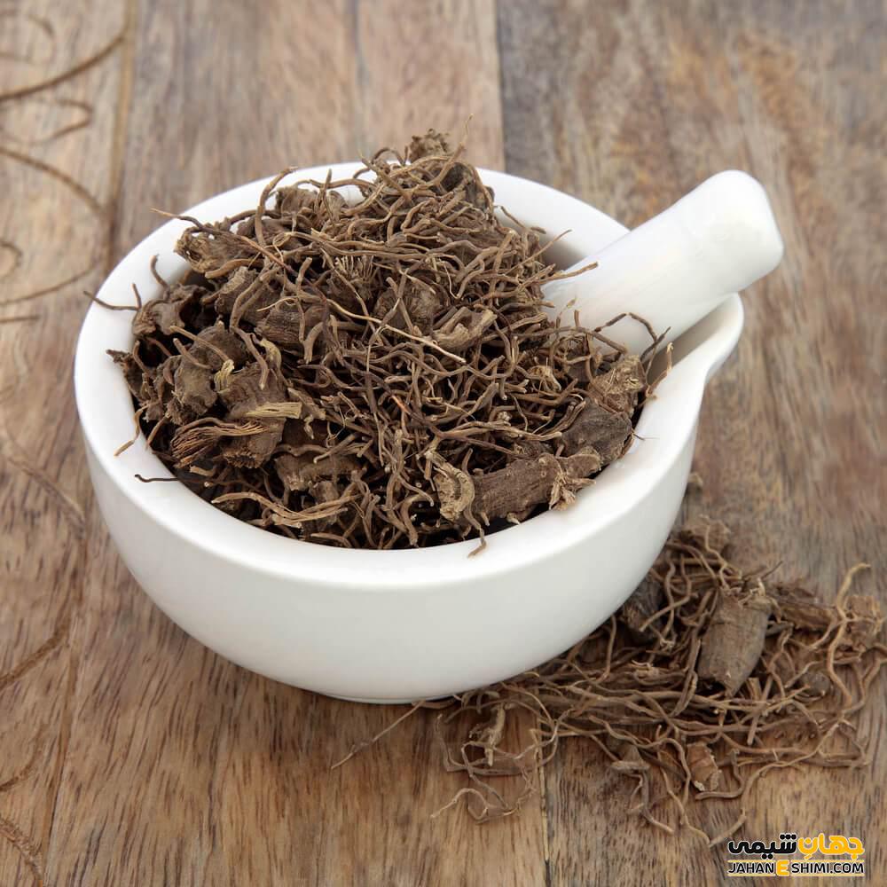 گیاه کوهوش سیاه چیست و از فواید درمانی آن چه می دانید؟