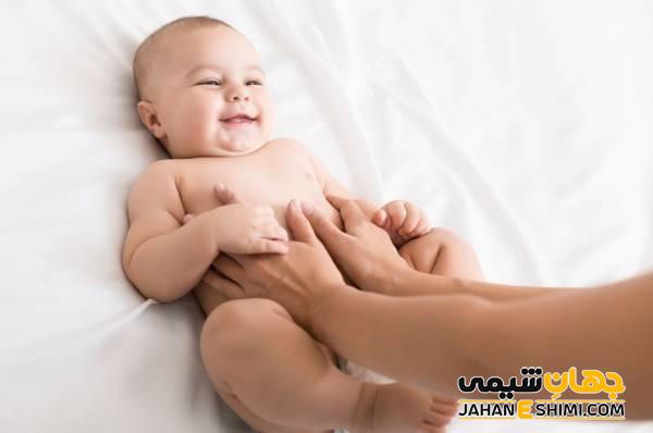 10 مدل از بهترین روغن نوزاد و بچه