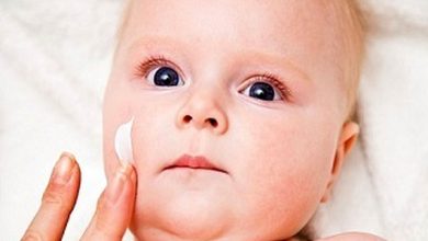 بهترین کرم آبرسان نوزاد و بچه چیست؟ معرفی و کاربرد آن