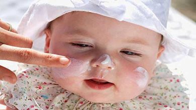 20 مدل از بهترین کرم ضد آفتاب نوزاد و بچه