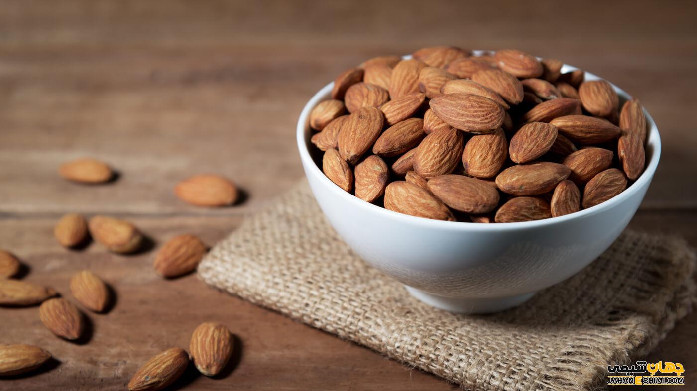 فواید بادام درختی برای پوست