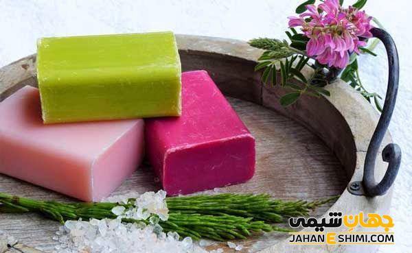قدرت پاک کنندگی صابون در آب های سخت و نرم چگونه است؟