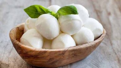 پنیر موزارلا چیست؟ خواص و کاربرد آن + نحوه نگهداری
