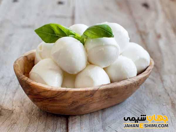 پنیر موزارلا چیست؟ خواص و کاربرد آن + نحوه نگهداری
