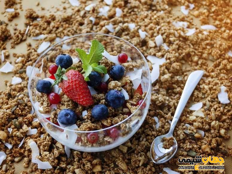 چه کسانی بیشتر گرانولا مصرف می کنند