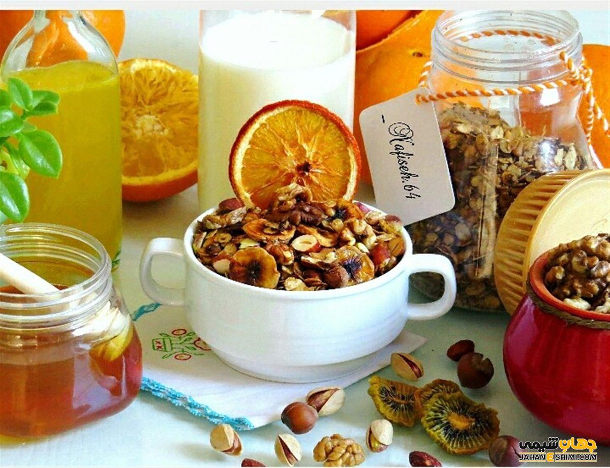 گرانولا چیست؟ روش تهیه آن چگونه است؟