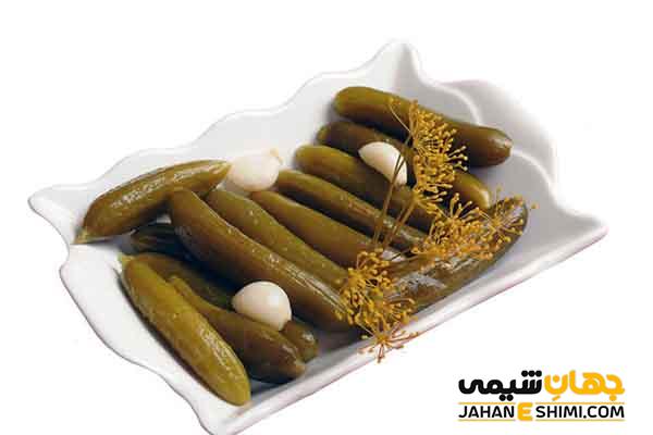 فرق خیارشور نمکی و سرکه ای