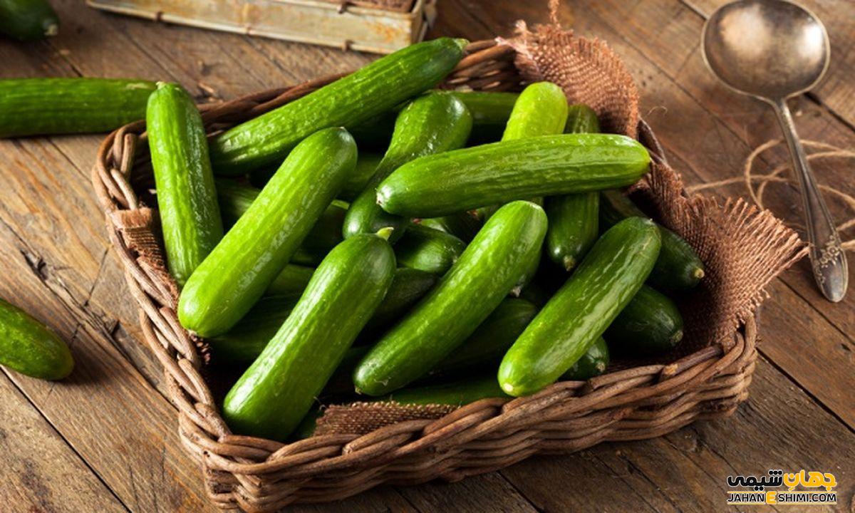 اسانس خیار چیست؟ از ویژگی ها و خواص آن چه می دانیم؟