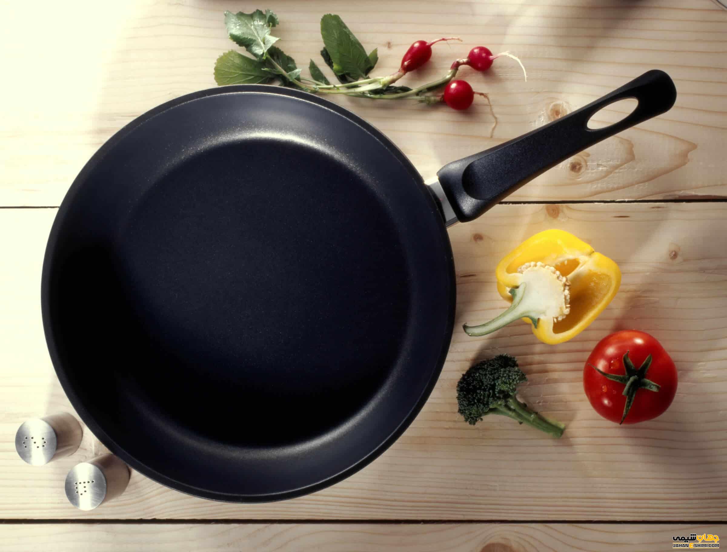 مضرات ظروف تفلون برای سلامتی