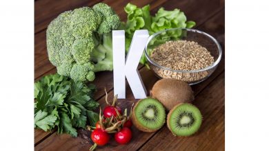 ویتامین k چیست؟ - انواع و دلایل کمبود آن در نوزادان و بزرگسالان