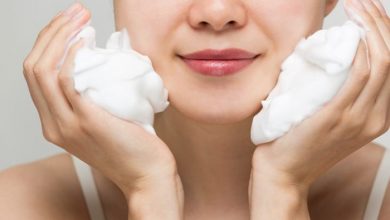 همه چیز در رابطه با فوم پاک کننده آرایش | نحوه مصرف و انتخاب بهترین فوم پاک کننده آرایش