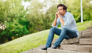 چرا به افسردگی دچار می شویم؟ | درمان قطعی افسردگی در منزل