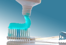 تیتانیوم دی اکسید در خمیر دندان