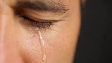 3 راه درمان شگفت انگیز برای اشک ریزش چشم