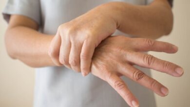 چرا دچار پرش عضلات می شویم؟ | 5 راه درمان سریع برای پرش عضلات