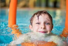 خوردن آب استخر و عوارض آن برای سلامتی