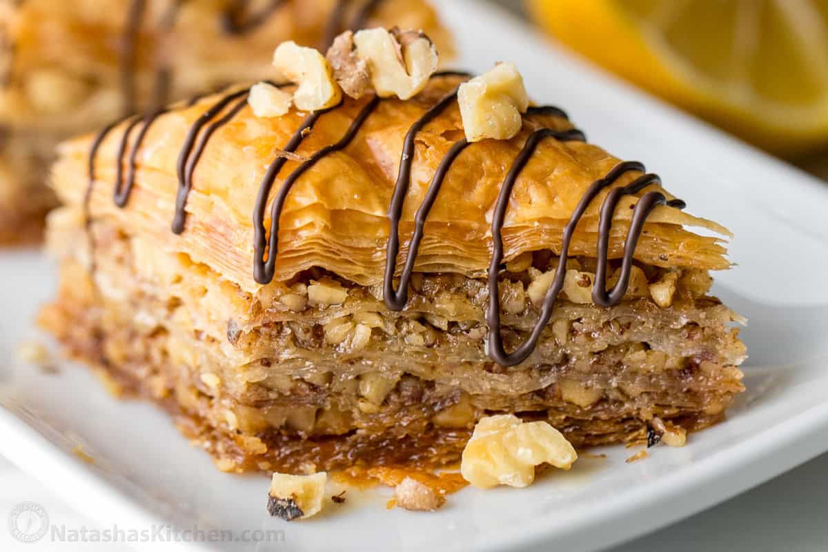 آموزش شیرینی باقلوا به سبک خانگی